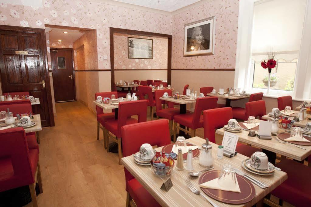Valentine Lodge Over 21 Adult Couples Only แบล็คพูล ภายนอก รูปภาพ